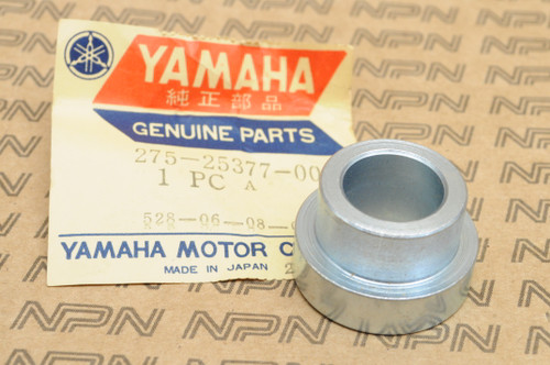 NOS Yamaha DT360 MX250 MX360 RT1 SC500 Rear Wheel Collar 275-25377-00