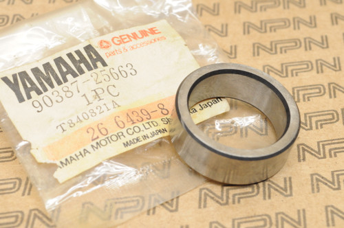 NOS Yamaha IT250 IT490 WR500 YZ250 YZ490 Drive Shaft Axle Collar 90387-25663