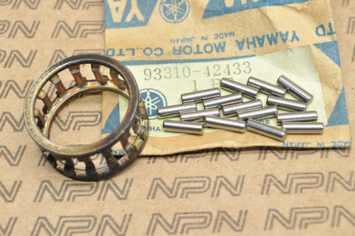 NOS Yamaha TD2 YA6 YDS3 YM1 Crank Shaft Connecting Rod Bearing 93310-42433