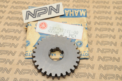 NOS Yamaha 1971 JT1 1972 JT2 Fourth 4th Wheel Gear 27T 257-17241-00