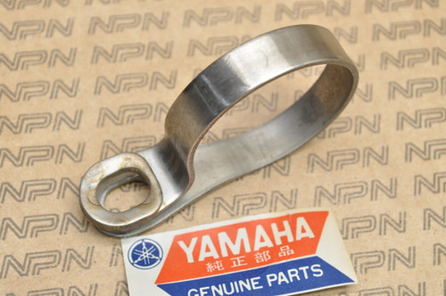 NOS Yamaha 1974 TX650 1975-77 XS650 Muffler Exhaust Pipe Clamp 90460-46057