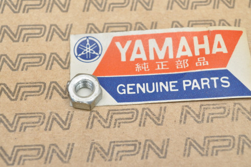 NOS Yamaha AT1 DT250 IT490 MX175 R3 RD400 TD2 XS1 YZ100 YZ80 Nut 95380-06600
