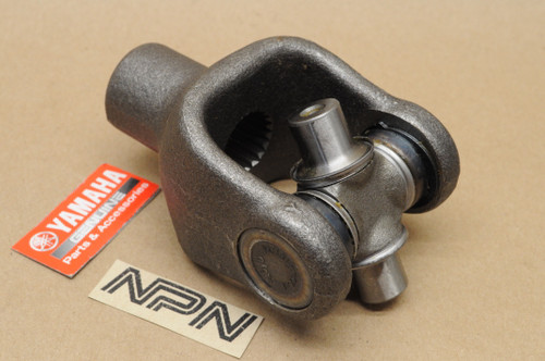 NOS Yamaha YFM350 YFM400 YFM600 Drive Shaft Yoke U-Joint OEM 1YW-46180-00
