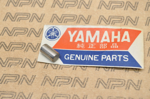 NOS Yamaha IT125 IT200 JT1 MX125 TY175 TZ125 YFS200 YZ100 YZ80 Pin 257-18552-00