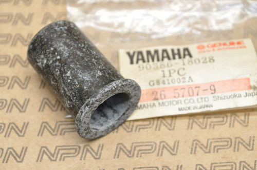 NOS Yamaha DT1 DT175 IT125 MX100 TY250 YFM350 YZ100 YZ125 Bushing 90386-18028