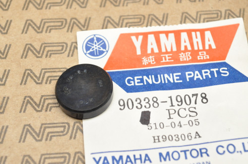 NOS Yamaha MX175 RT180 TT350 Crank Case Cover Plug 90338-19078