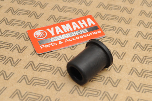 NOS Yamaha 1973-74 TX750 Brake Master Cylinder Rubber Boot 341-25868-00
