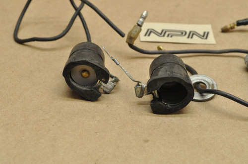 Vtg OEM Yamaha DT250 DT360 DT400 RD250 RD350 RD400 TX500 TX650 TX750 Turn Signal Stud Wire Lot 360-83367-09