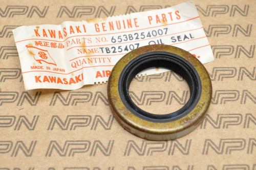 NOS Kawasaki 1976-79 KD100 Crank Case Cover Oil Seal 653B254007