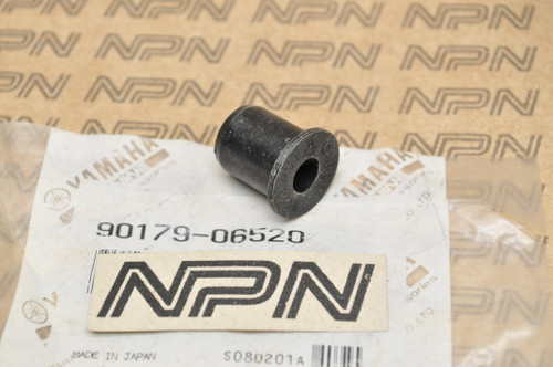 NOS Yamaha 1995-99 FZR600 Rectifier Regulator Mount Nut 90179-06520