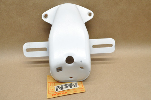 NOS Honda CB100 CL100 CL90 S90 SS125 Tail Light License Plate Bracket 84701-028-671 Z