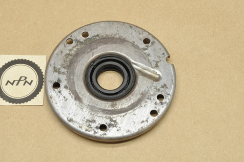 Vtg OEM Yamaha TD1 YDS3 YM1 Crankcase Side Cover Oil Seal Housing 156-15359-00