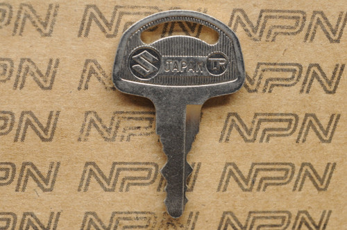 NOS Suzuki Motorcycle Ignition Lock Double Groove Key # 226