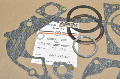 NOS Suzuki TS250 Beck Arnley Complete Engine Gasket Kit