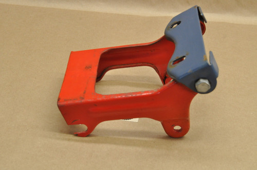 Vtg OEM Honda CA100 C100 C102 CA102 Seat Mount Bracket A & B 77221-001-811