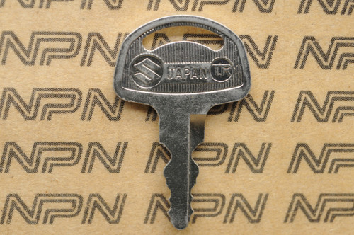 NOS Suzuki Motorcycle Ignition Lock Double Groove Key # 240