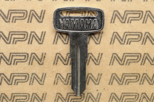NOS Yamaha Ignition Switch & Lock Key Blank  90890-55803 # 1213