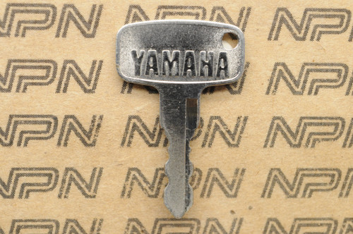 NOS Yamaha Ignition Switch & Lock Key # 2644