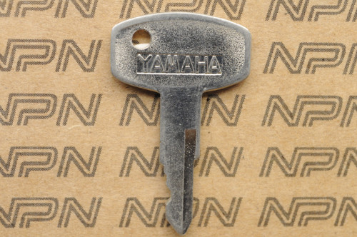 NOS Yamaha Ignition Switch & Lock Key # 3116