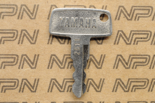 NOS Yamaha Ignition Switch & Lock Key # 2611