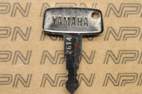 NOS Yamaha Ignition Switch & Lock Key # 2614