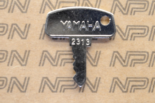 NOS Yamaha Ignition Switch & Lock Key # 2313