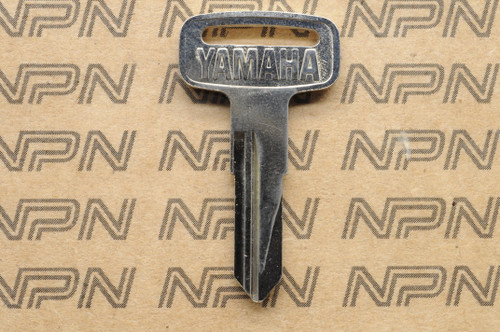 NOS Yamaha Ignition Switch & Lock Key Blank 90890-55807 # 1217