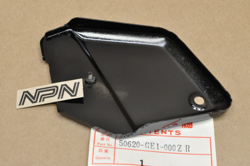 NOS Honda 1988 CH80 Elite Left Foot Peg Rest Step Pillion Cover 50620-GE1-000 ZR