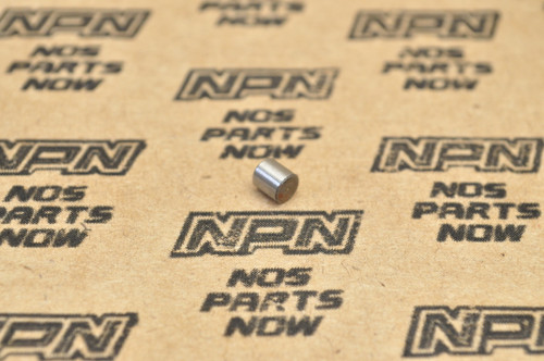 NOS Honda CA95 CB175 CB92 CL160 CL175 SL175 Dowel Knock Pin 30906-235-000