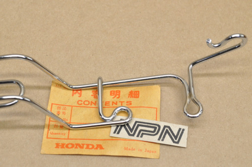 NOS Honda XL125 S XL185 S XR185 Speedometer Cable Guide Clamp 44832-437-000