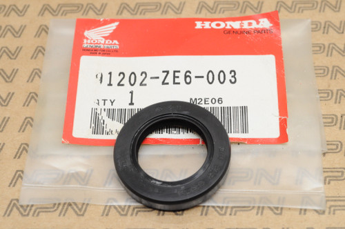 NOS Honda F400 Roto Tiller G35 GV35 Engine Oil Seal 91202-ZE6-003