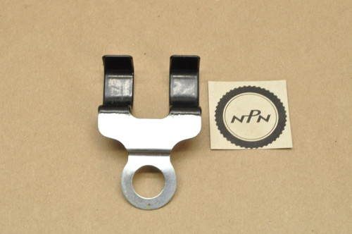 Vtg OEM Honda CM400 CM450 Wire Harness Mount Bracket Guide Clip 32812-447-000