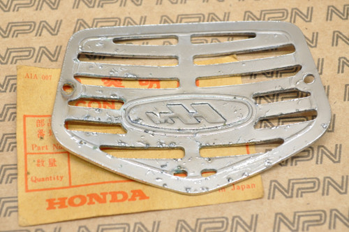 NOS Honda CA110 C110 Early Steel Front Fork Horn Cover Emblem 61311-011-000