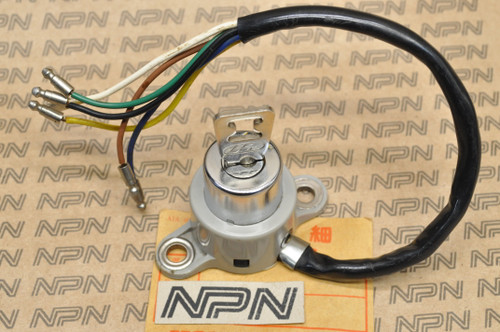 NOS Honda C100 CA100 C105 T CA105T Ignition Switch & Key 35100-001-010