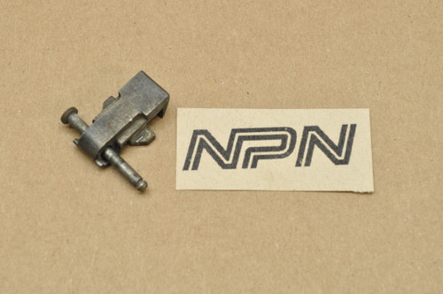 Vtg OEM Yamaha RD250 RD350 TX500 TX650 TX750 XS2 XS650 Gas Cap Hook 341-24628-00