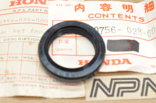NOS Honda CB100 CB125 CL100 CL125 CL90 CT90 S90 Fork Oil Seal 90756-028-000