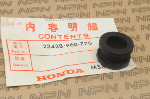 NOS Honda HR21 HRS21 Lawn Mower Rubber Engine Mount Damper 23438-960-770
