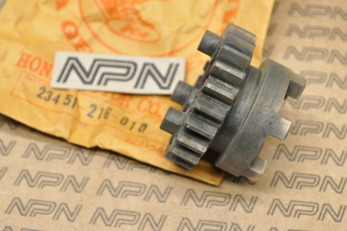NOS Honda CA175 K0 , K3 CB160 Main Shaft 3rd Third Gear 22T 23451-216-010
