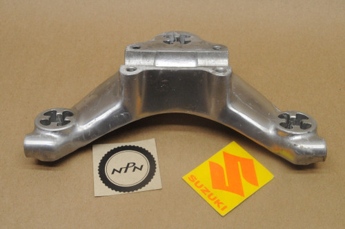 NOS Suzuki 1969 A100 AC100 Handlebar Triple Tree Clamp Bracket 51311-17010