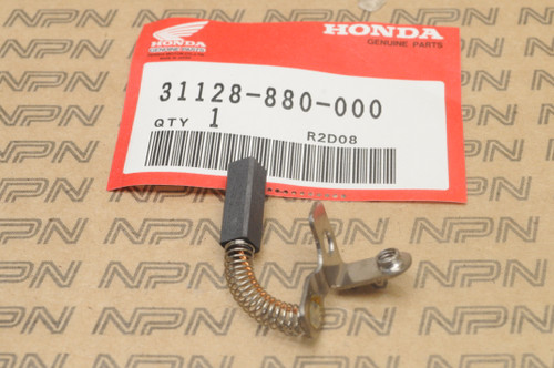 NOS Honda E4500 EB3000 EM4000 EV6010 EX5500 Generator Brush "B" 31128-880-000