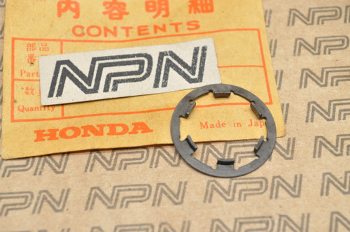 NOS Honda CR125 MR175 MT125 TLR200 XL125 XR185 XR200 Lock Washer 90465-360-000