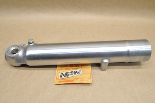 NOS Honda CB175 K6 Right Front Fork Lower Case Pipe Tube 51420-336-000