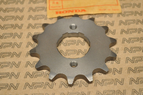 NOS Honda CA72 Front Chain Drive Sprocket 14T 23801-259-010