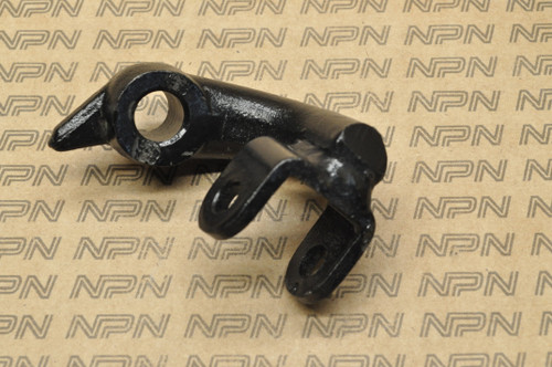 NOS Honda CB500 K0-K2 CB550 K0-1976 Left Foot Peg Step Bracket 50641-323-670 B