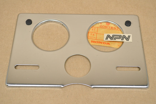 NOS Honda SL350 K1 License Plate Bracket Number Plate  84702-312-670