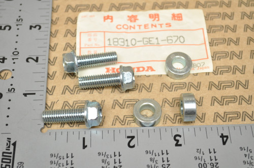 NOS Honda CH80 Elite Flange Bolt & Collar Set 18310-GE1-670