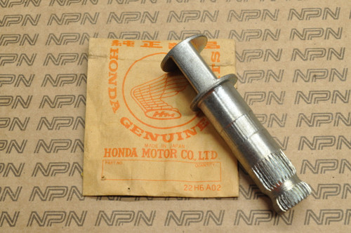 NOS Honda CB750 K0-1976 Rear Brake Shoe Cam Shaft 43141-341-000