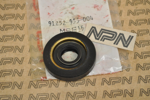 NOS Honda B75 BF75 BF8 BF9.9 BF15 BF100 Marine Water Pump Seal 91252-935-004