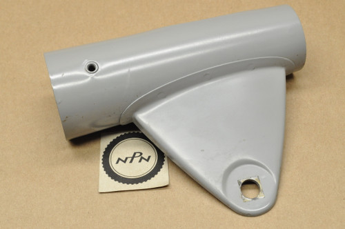 NOS Honda CB350 K0 Right Front Fork Ear Head Light Stay Bracket 51602-286-672 Z