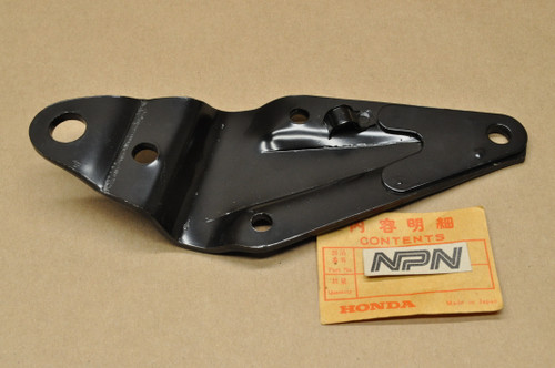 NOS Honda CB350 K0 CL350 K0 Foot Peg Step Pillion Mount Bracket 50711-286-010 B